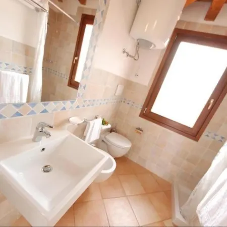 Relaxing Baia Dei Mirti Srudio M2 Sleeps 2 Apartment Vignola Mare