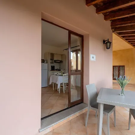 Relaxing Baia Dei Mirti Srudio M2 Sleeps 2 Lägenhet