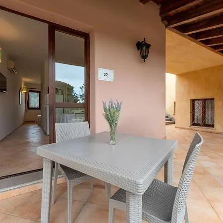 Lägenhet Relaxing Baia Dei Mirti Srudio M2 Sleeps 2 Vignola Mare